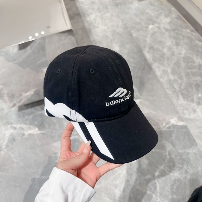 BALENCIAGA